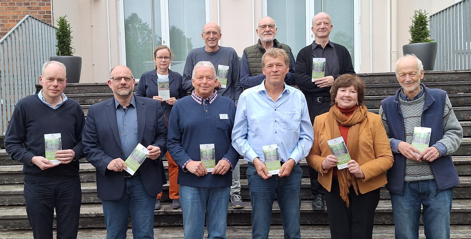 Gruppenfoto der Verantwortlichen