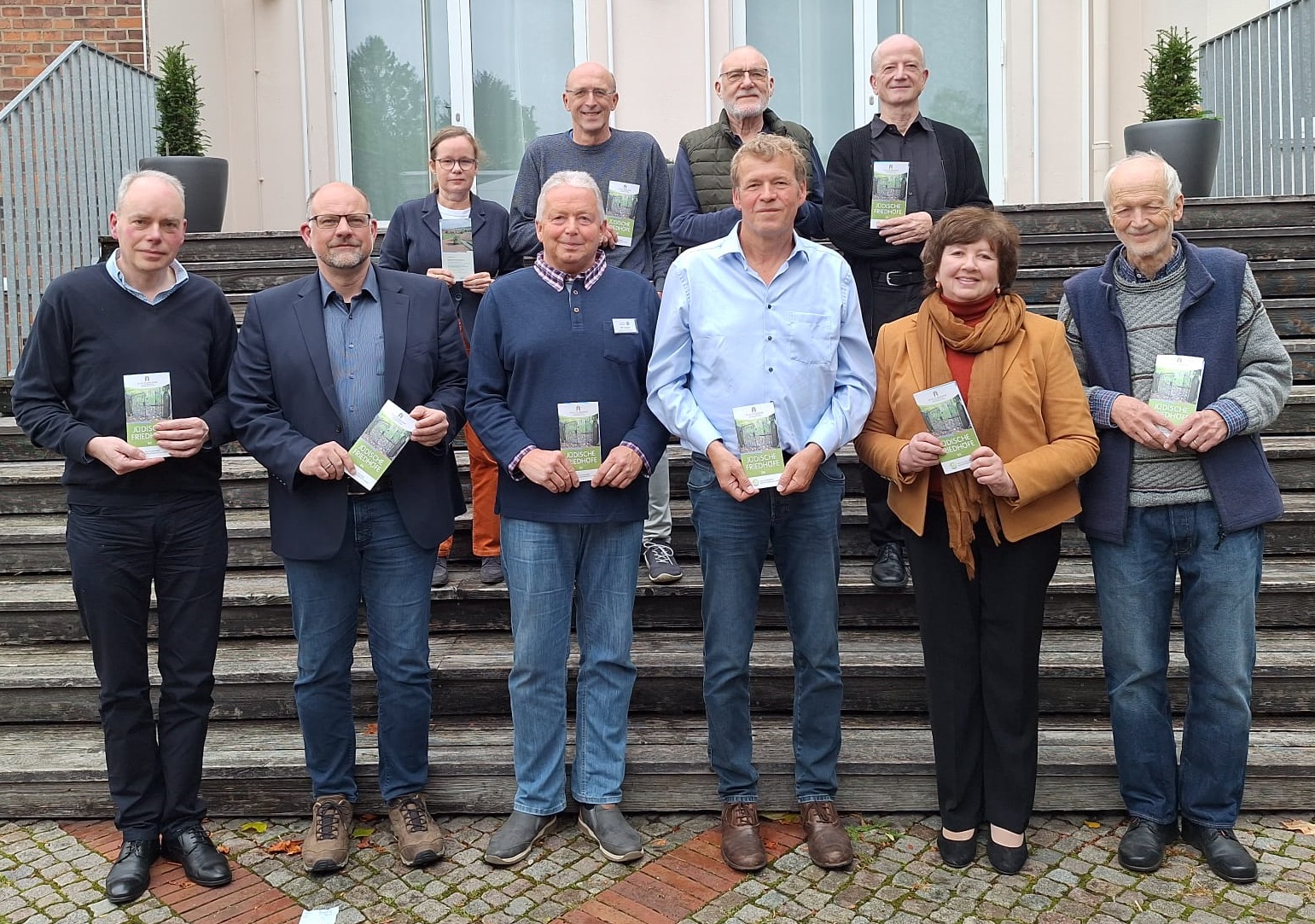 Gruppenfoto der Verantwortlichen